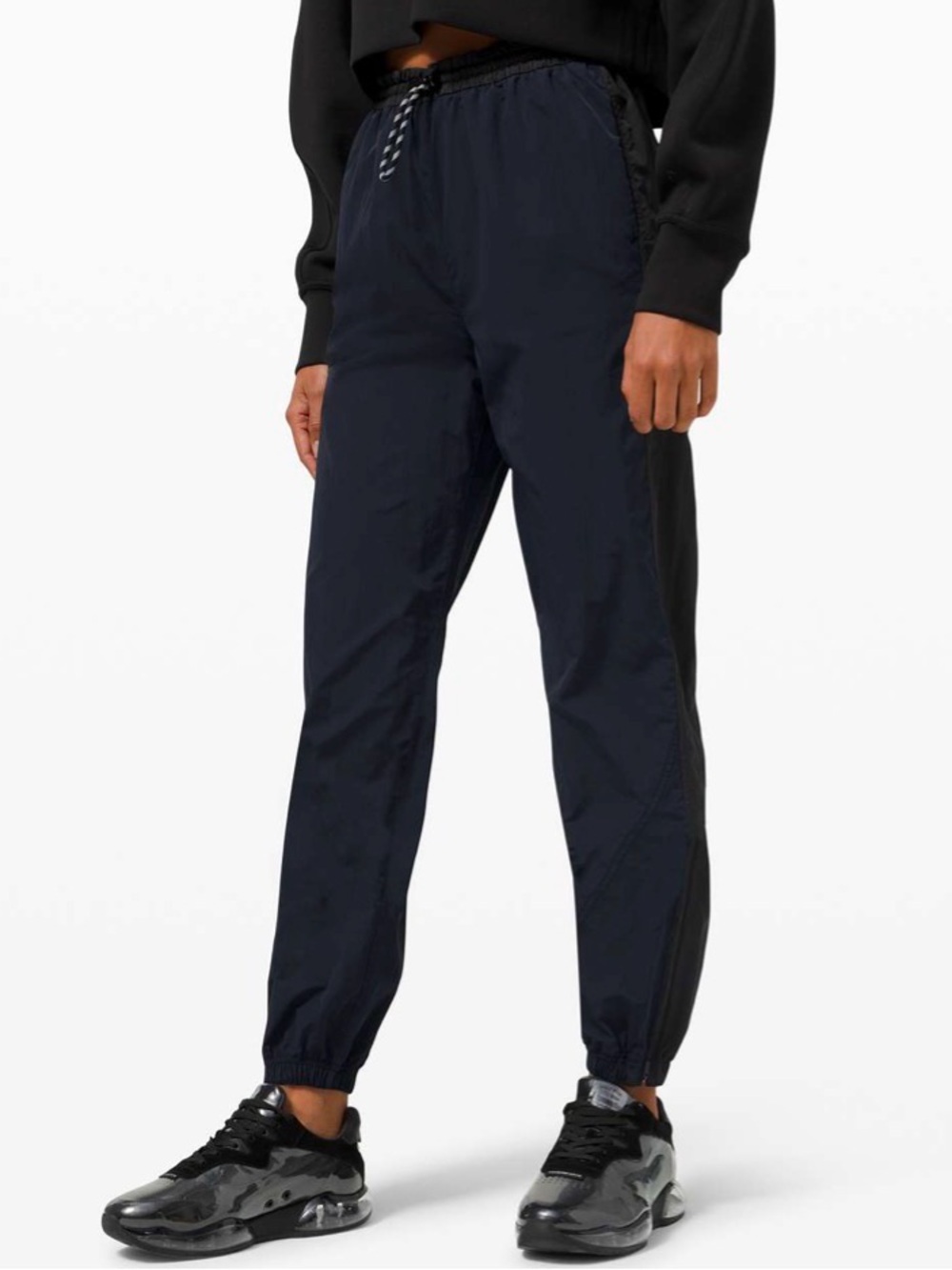 Lululemon Evergreen Track Pant Size 2 Zip Cuffs Running Activewear Pockets Gym